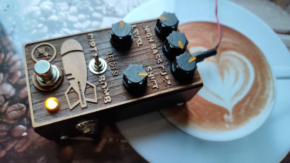 Dirty Bomb germanium fuzz