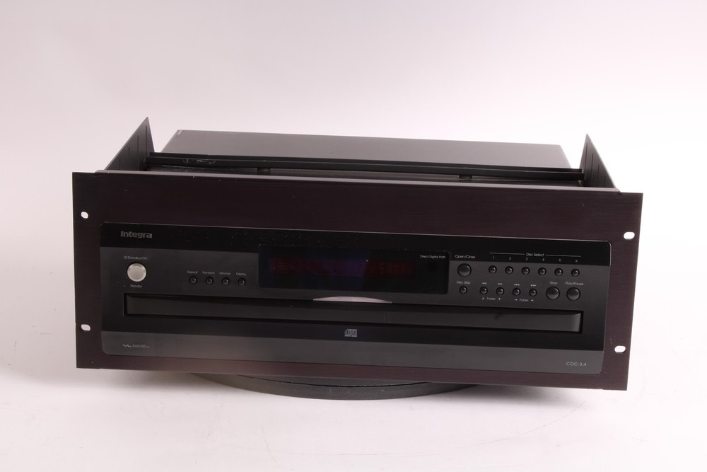 Integra CDC-3.4 Compact 6 Disc Carousel Changer W/ Middle Atlantic CDC3.4 Rack