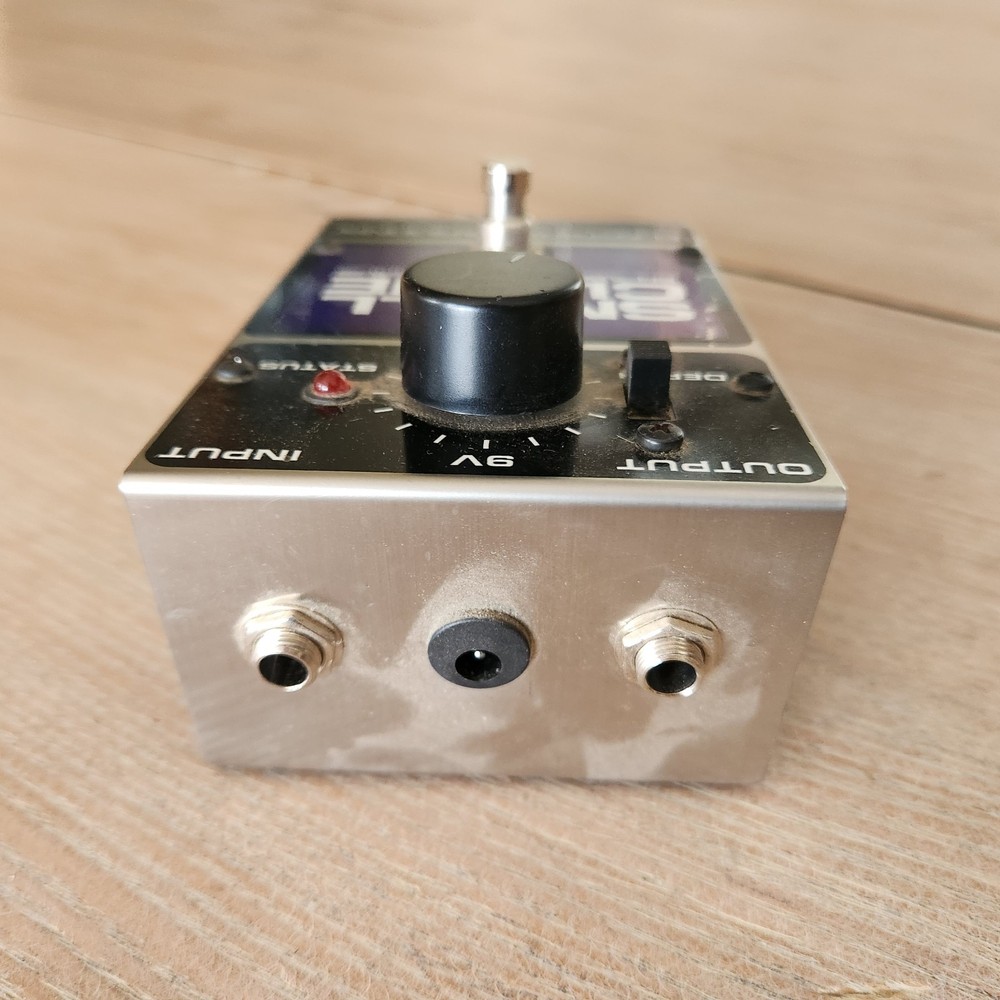 Electro-Harmonix EH 4600 Small Clone Full Chorus Pedal J22