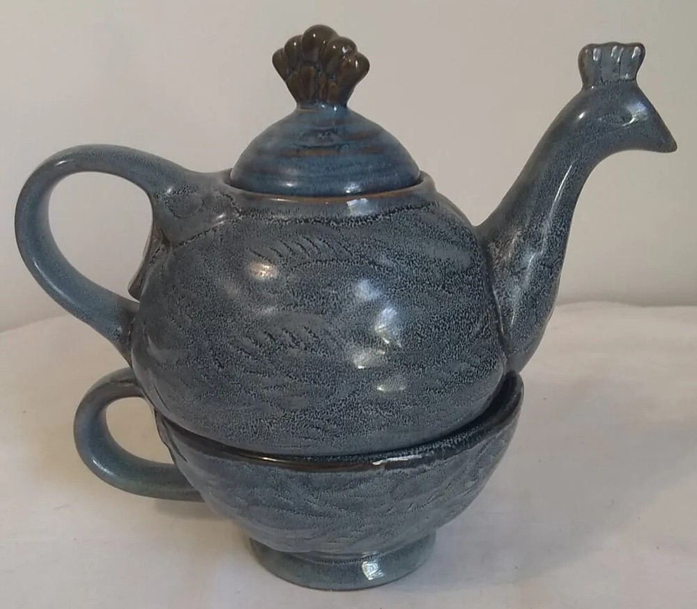 Peacock Tea Set 3 Piece Cup Pot Lid Ceramic Blue Chicken READ