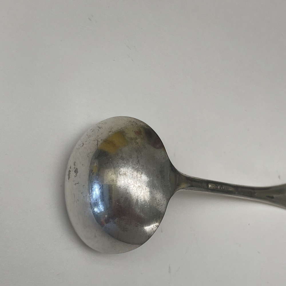 Antique 5.5” U.S. Silver Co Gravy Ladle Silverplate Scroll Pattern