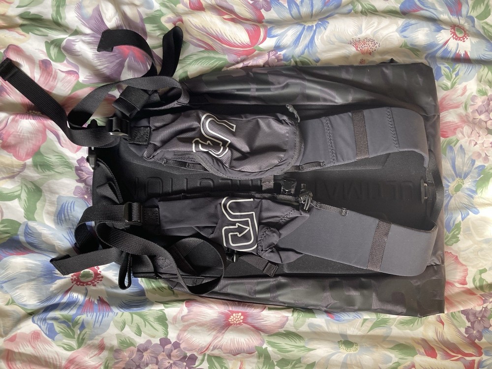 Ultimate Direction Scram Vest Pack size M/L