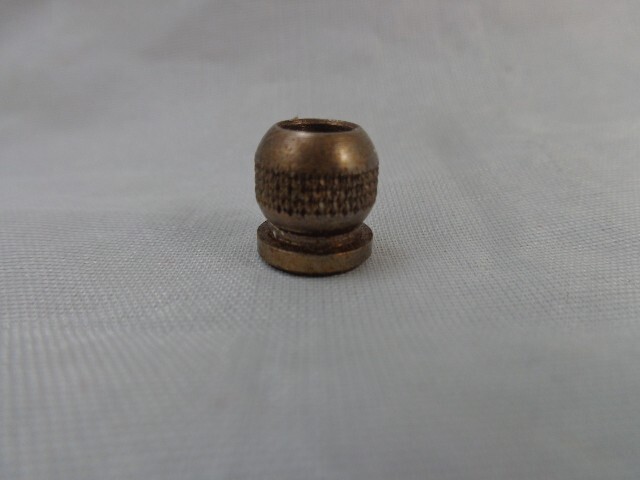 Coleman 220J Lantern Top Brass Nut, 1/1978