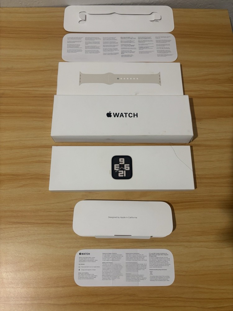 Empty Box  Apple Watch . Use For Content, Crafts Storage, or Regifting