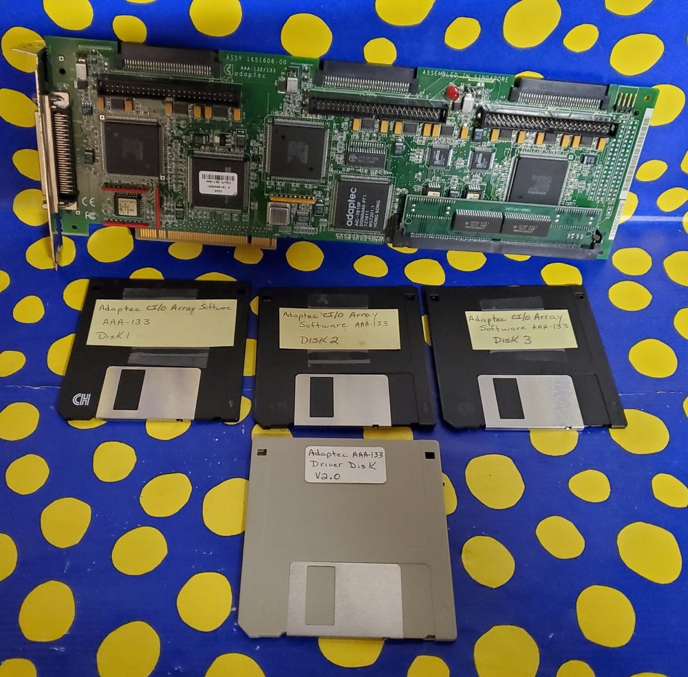 ADAPTEC AAA-132/133 PCI RAID Controller 1651606-00 w/Software--POWERS UP--