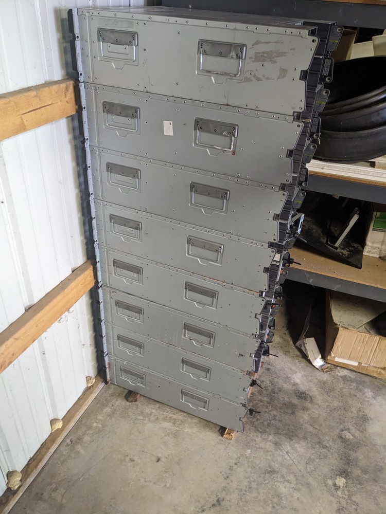 NetApp DS4246 DS4243 Disk Array Shelf JBOD 24 x 3.5'' Bay SAS Expansion Array