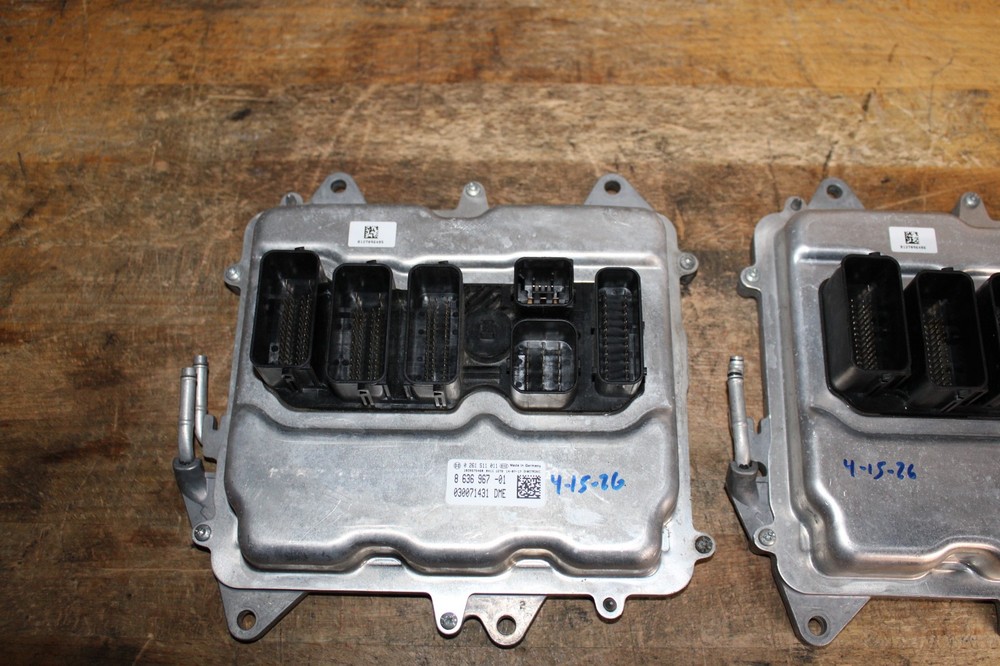 2013 BMW 750i TWO DME ECU Engine Computer Module Unit 8636967