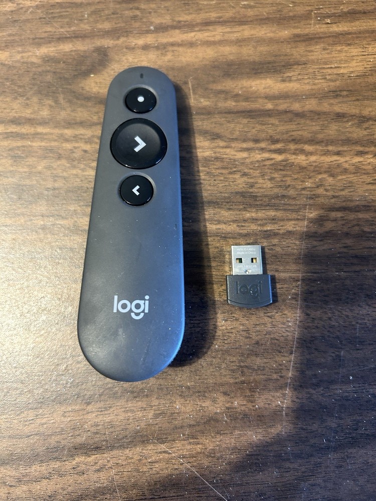 Logitech Spotlight Wireless Laser Presentation Remote Control with USB RR0015