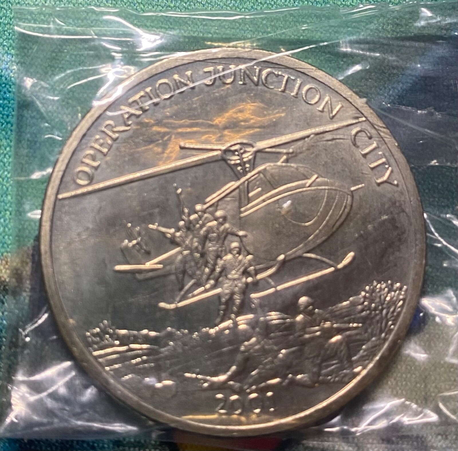 REPUBLIC OF LIBERIA 5 DOLLAR 2001 COIN 4 COINS