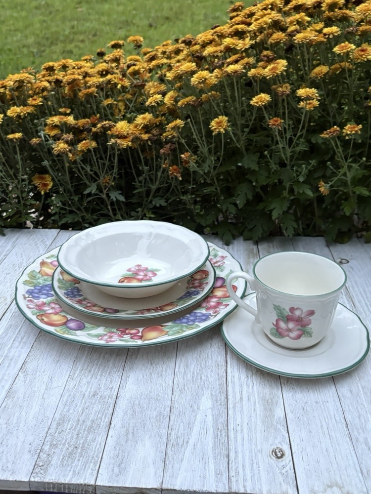 EPOCH Collection Dinnerware Five Piece Set ~Market Day~E-801
