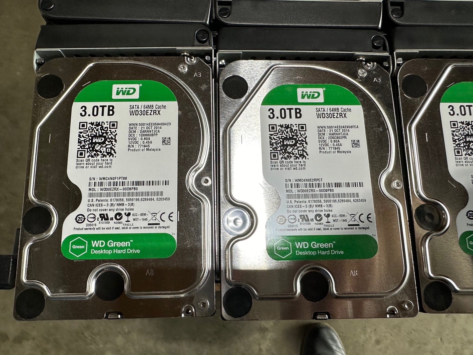 BUFFALO TS5800D2408 24TB (8x3TB) TeraStation Pro 8 NAS WD GREEN WD30EZRX-00D8PB0