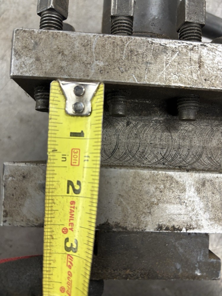 5.5” x 5.5" Tool Post 4-Way Tool Holder 1.5" Tool Capacity With T Nut Good Shape