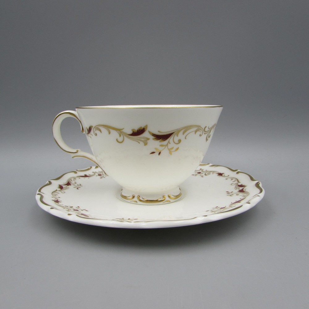 Royal Doulton Bone China STRASBOURG 5pc Place Setting