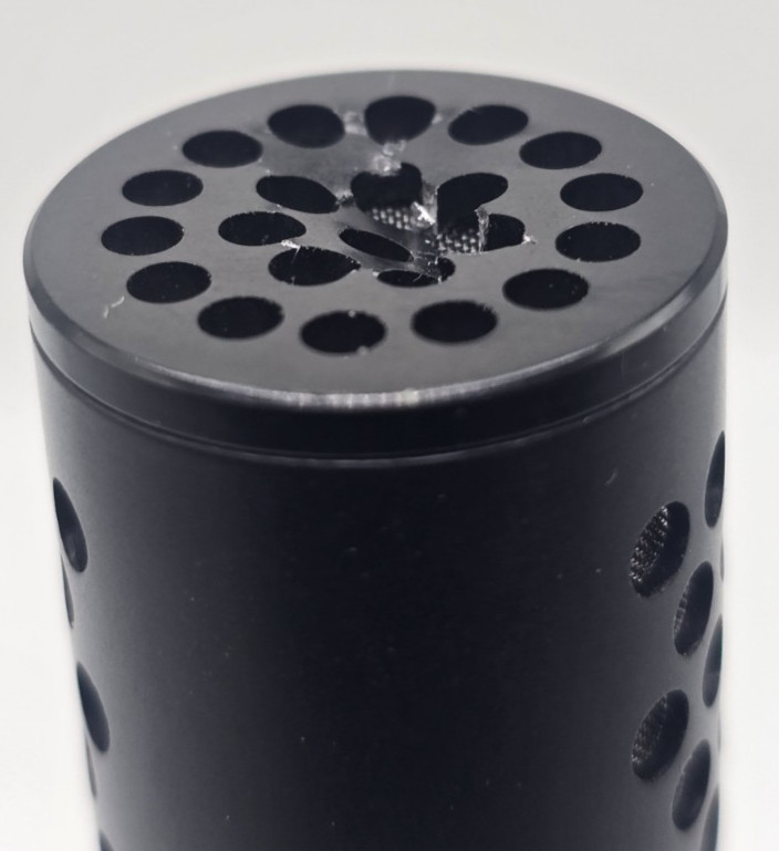 Barebones - SLIGHT CRACK - Rode VideoMic GO II Ultracompact USB C Camera