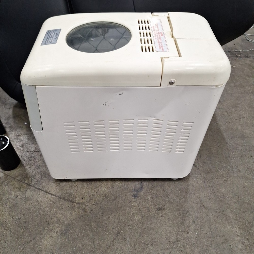 Zojirushi BBCC-S15 Automatic Bread Maker Machine White Tested Working