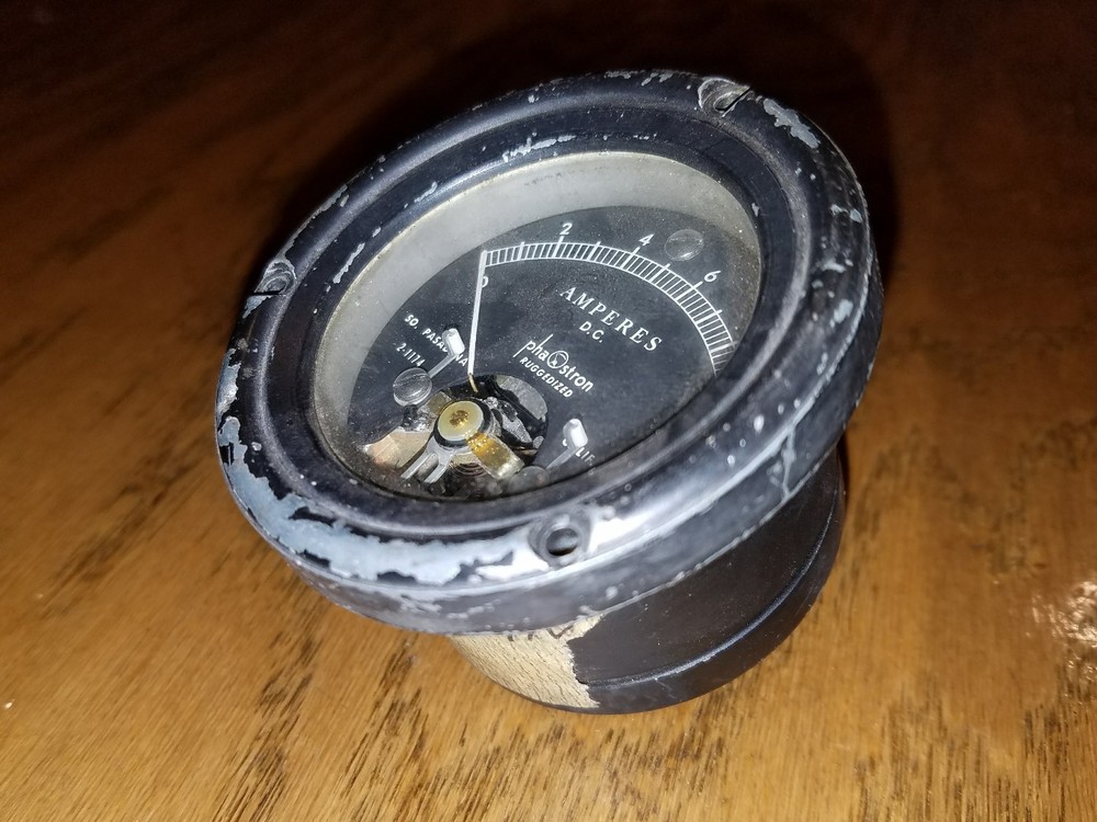 Phastron Ruggedized PANEL METER Dash Gauge AMPERES D.C. 0-10