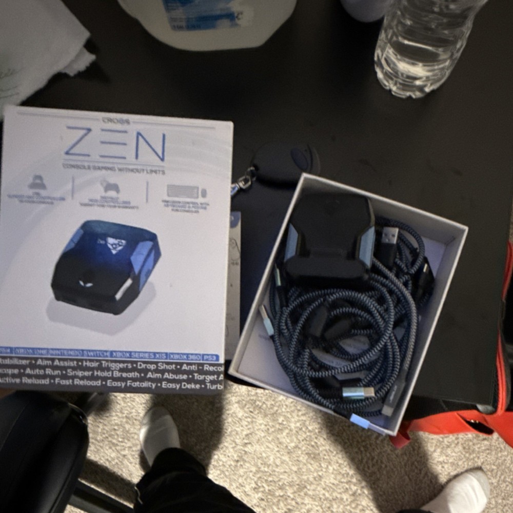 Cronus Zen USB Gaming Adapter Bundle with USB Cables & Keychain Remote