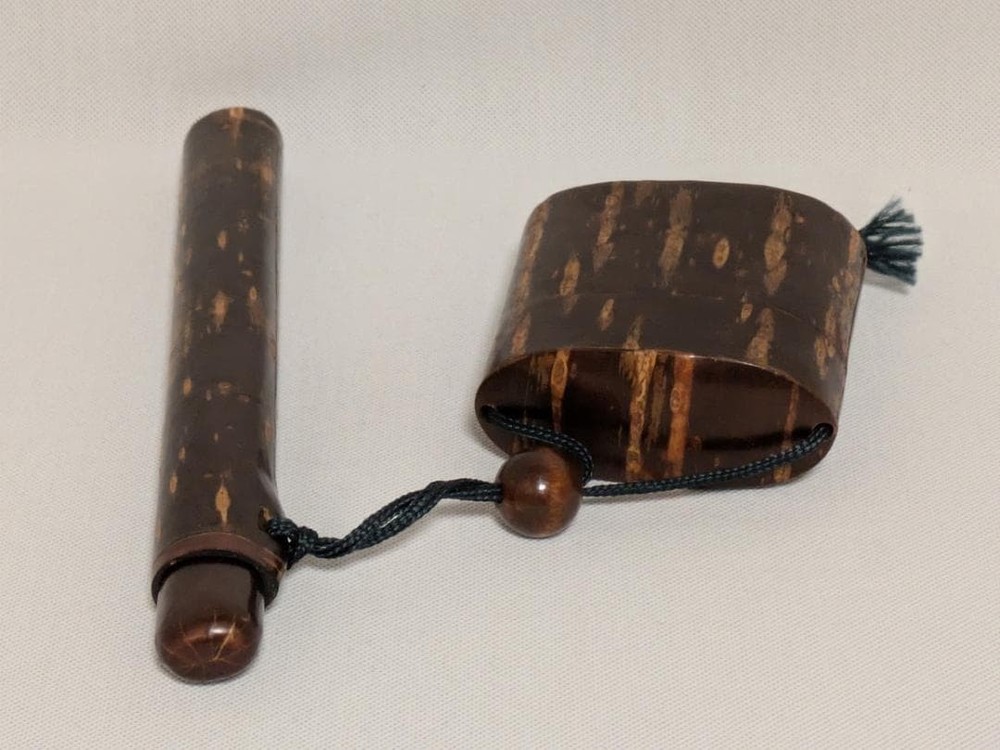 Cherry bark netsuke tobacco holder, date unknown, cigarette case