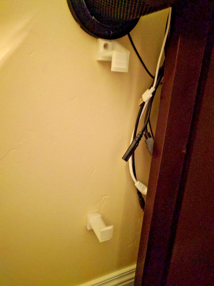 Xbox One S Wall Mount