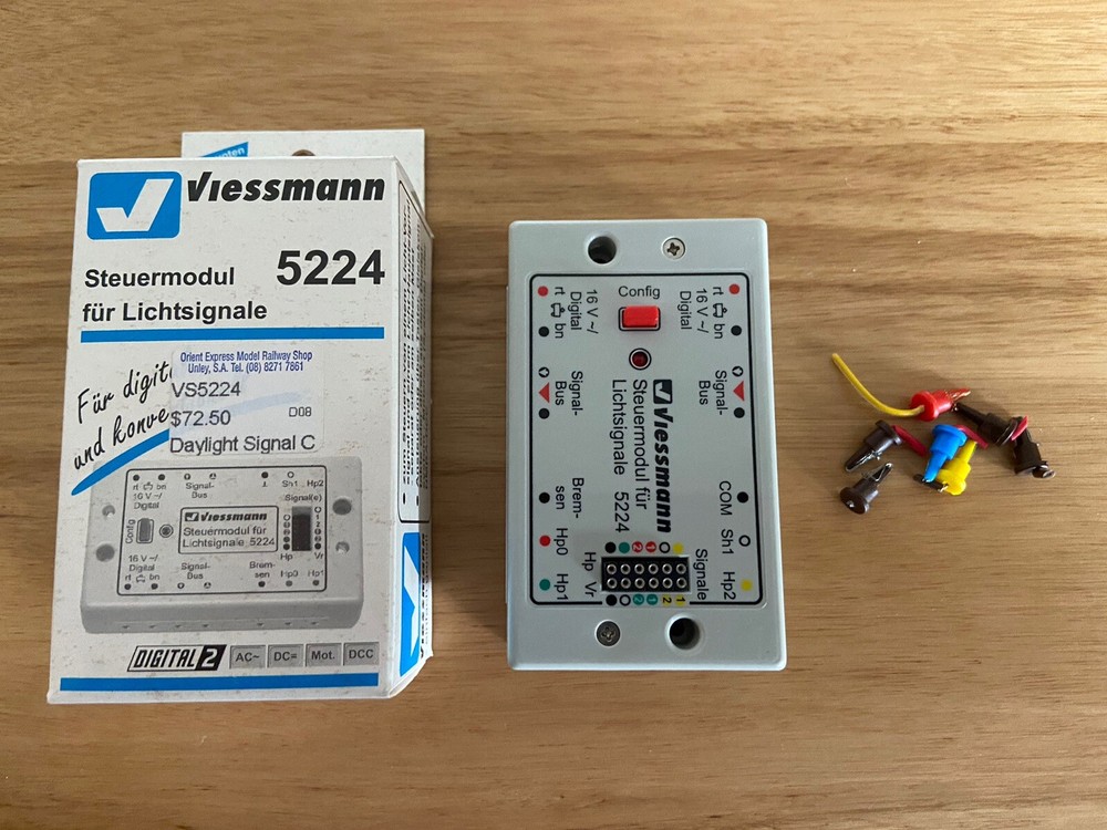 Viessmann 5224 - Control Module for Light Signals