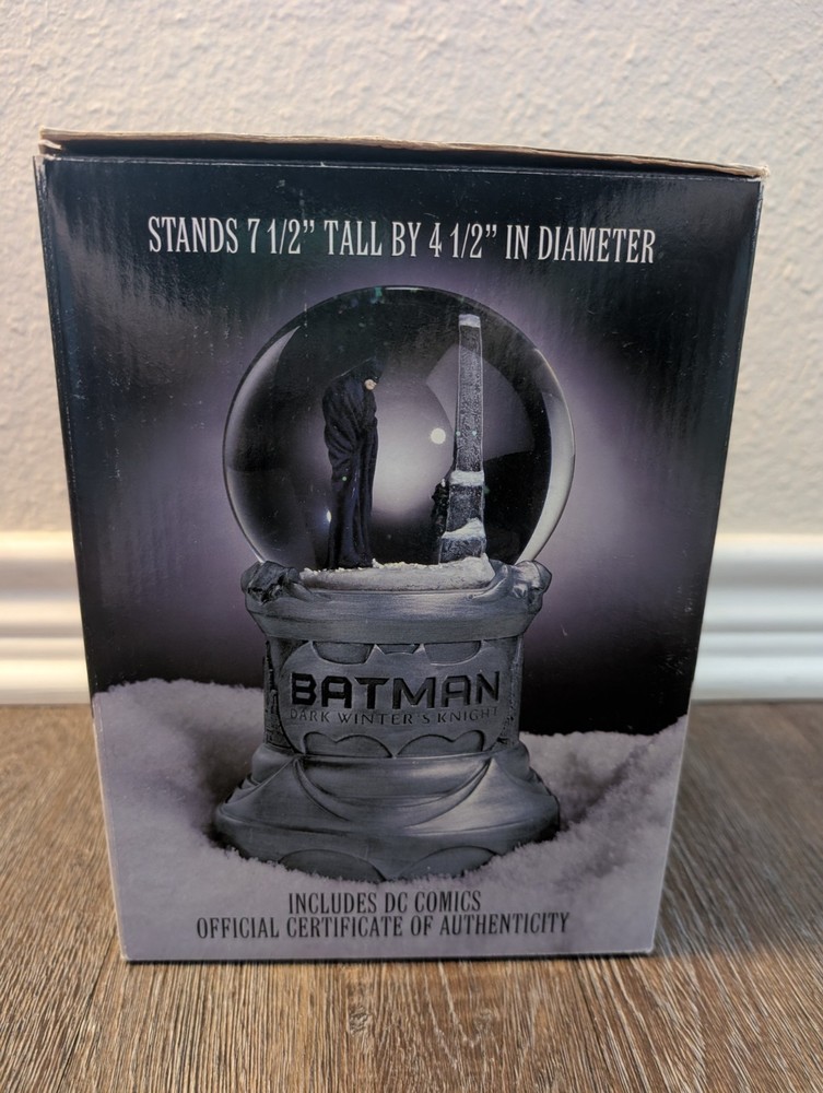 DC Direct 1999 Batman Dark Winter's Knight Snowglobe