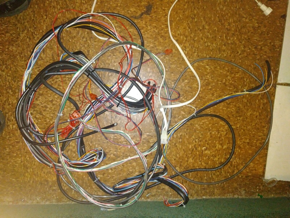 smart prize time arcade redemption crane machine wires