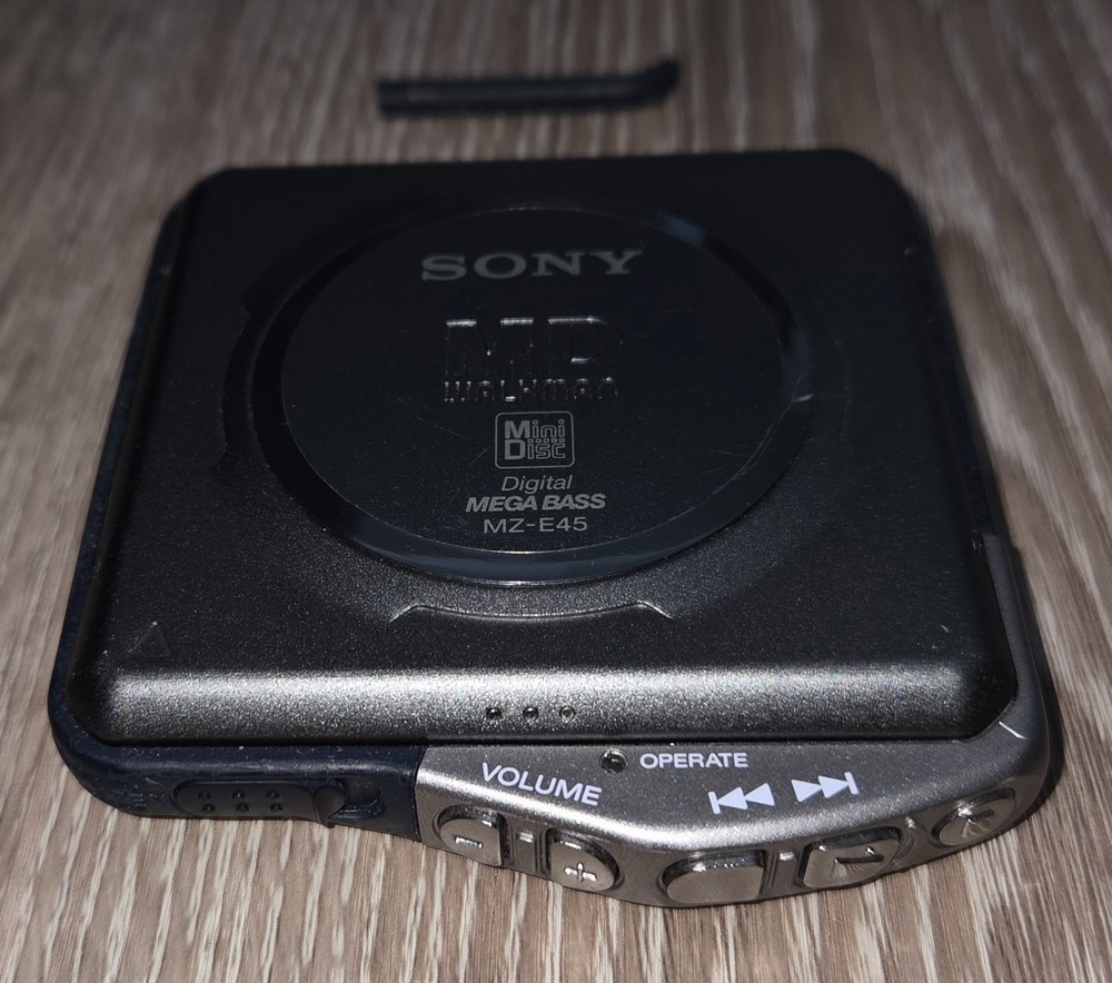 Sony MZ-E45 MD Walkman Portable Player - Tested Working - Please READ