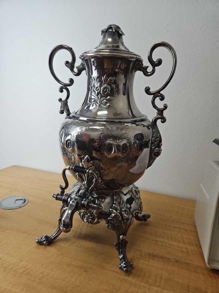 Antique Ornate Lidded Hot Water / coffee Silverplate Urn Server
