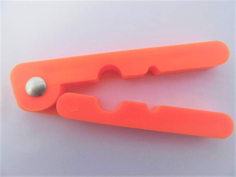 Plastic Tail Stripper (Color May Vary) Orange