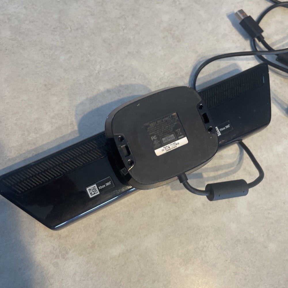 Microsoft Xbox 360 Kinect Connect Black Sensor Bar Model # 1414 Untested