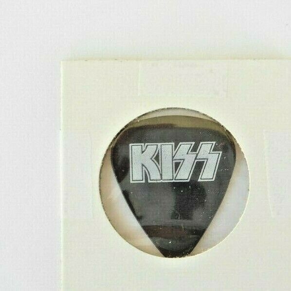 Kiss  Eric Singer Cat Man Guitar Pick Meet and Greet 2010