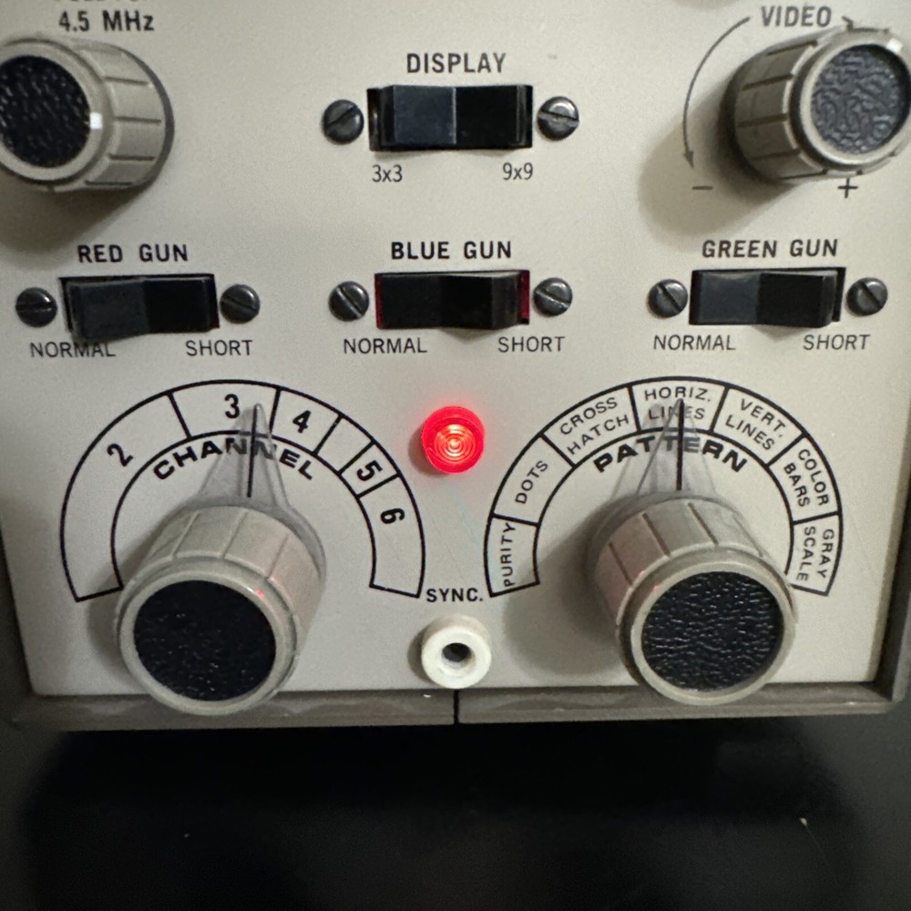 Vintage Heathkit IO-101 Vectorscope Powers On Includes Manual