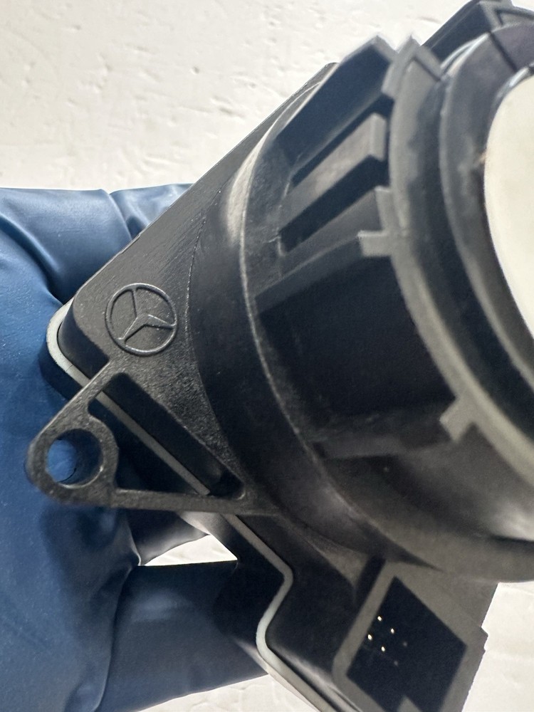 2018-2024 FREIGHTLINER CASCADIA DASH HEADLIGHT HEADLAMP SWITCH BUTTON OEM