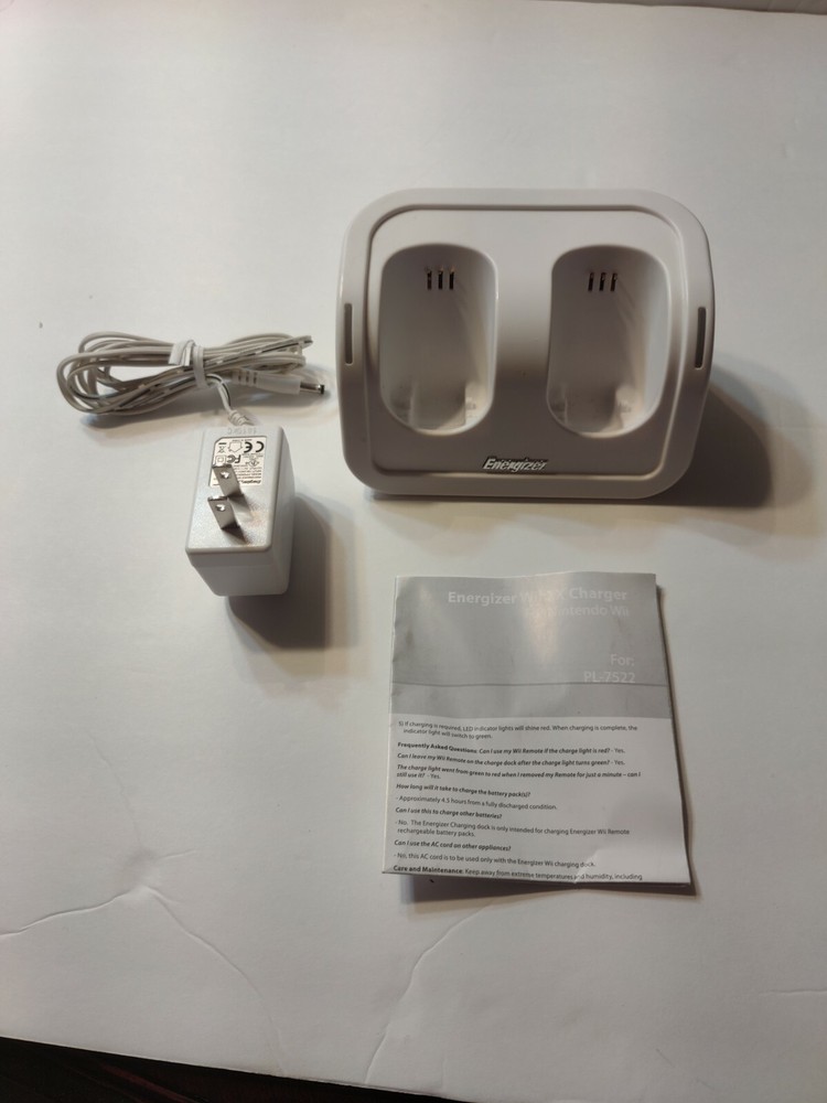 ENERGIZER PL-7522 2x Charging System for WII Nintendo Controller