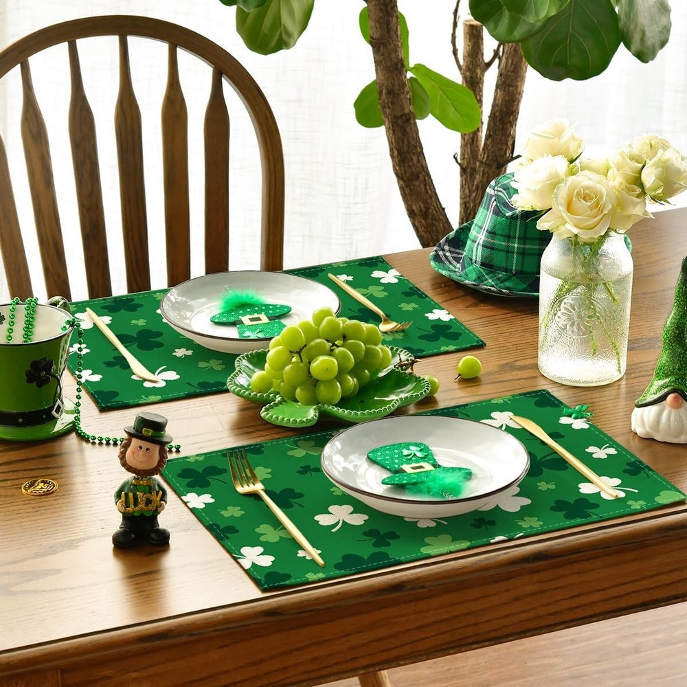 Artoid Mode Green Shamrock St. Patrick's 12 x 18, Rectangular 4 Pcs,