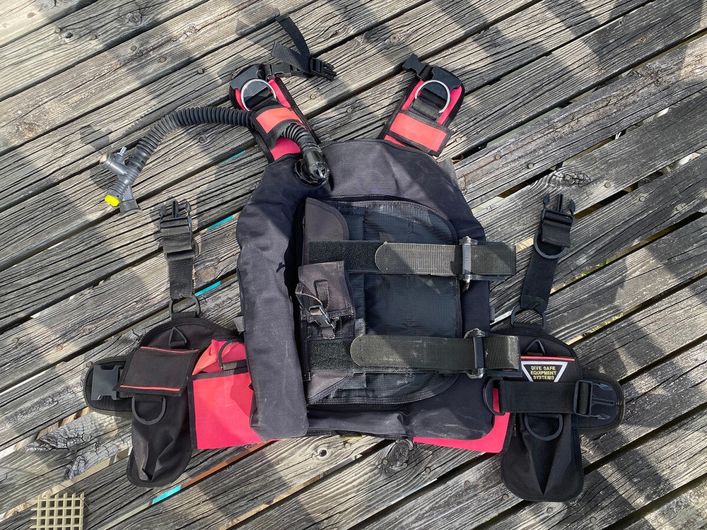 XS Extra Small Back Inflate Wing BCD features pictures description
