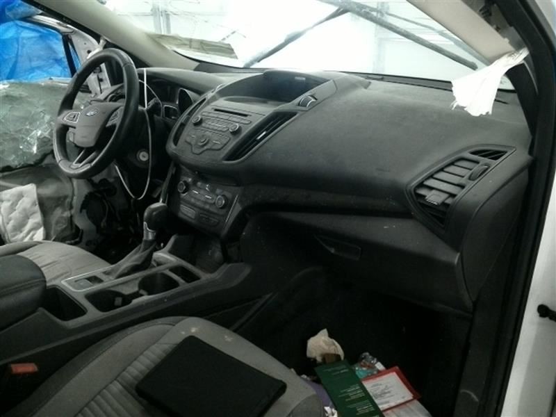 ESCAPE 2017 Fuse Box Cabin 1040172021