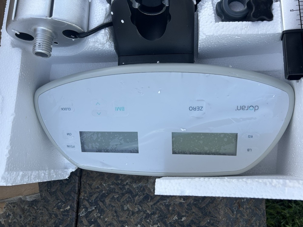 DORAN DS5100 MEDICAL SCALE