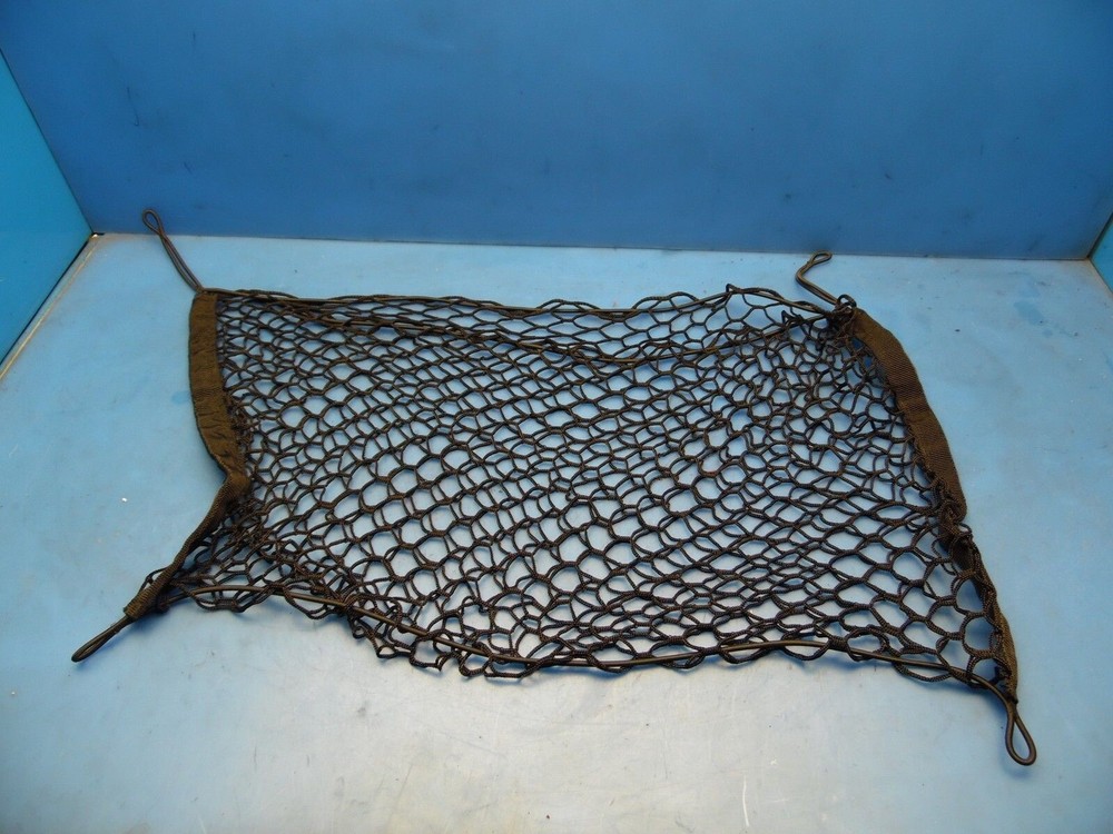 03-07 Cadillac CTS OEM side cargo net *