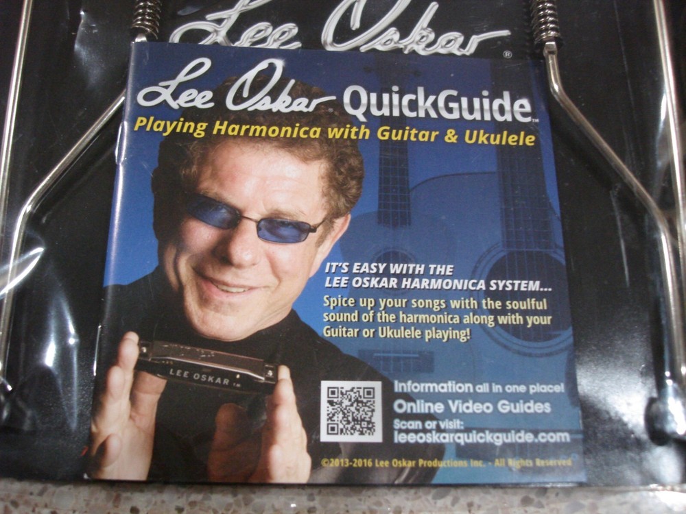 NEW LEE OSKAR HARMONICA HOLDER W/QUICK GUIDE