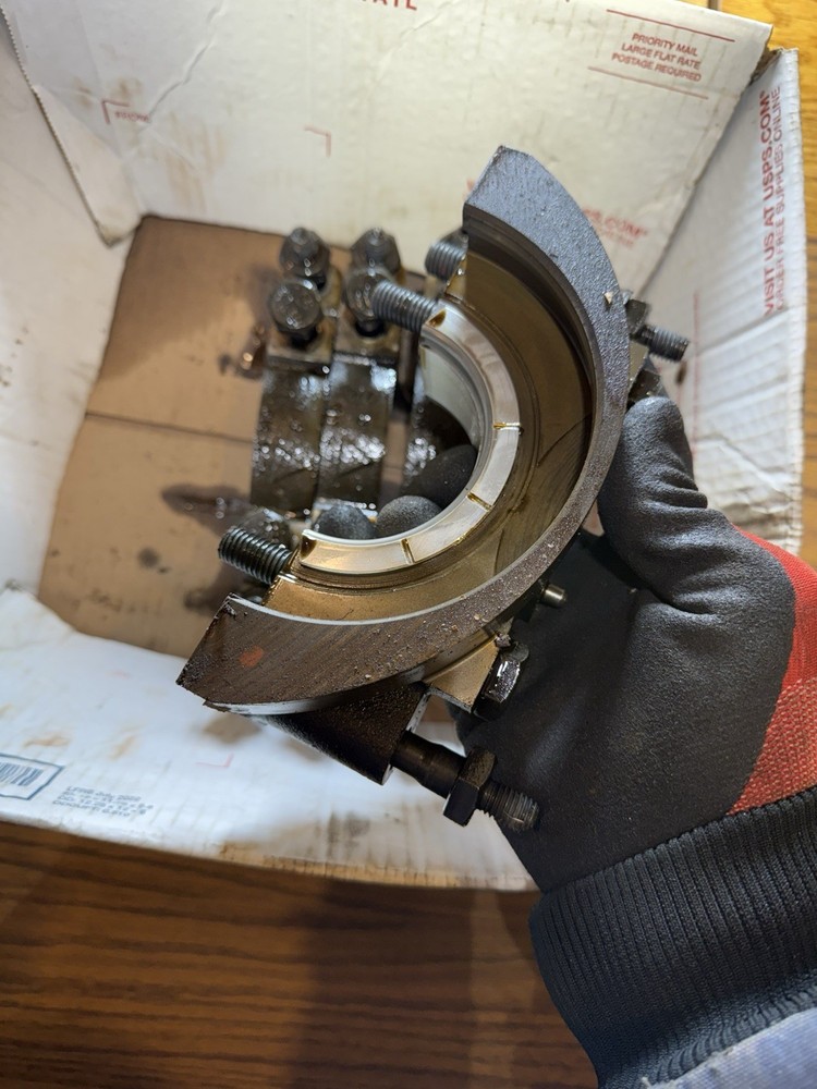 2015 Mercruiser 8.1 main caps