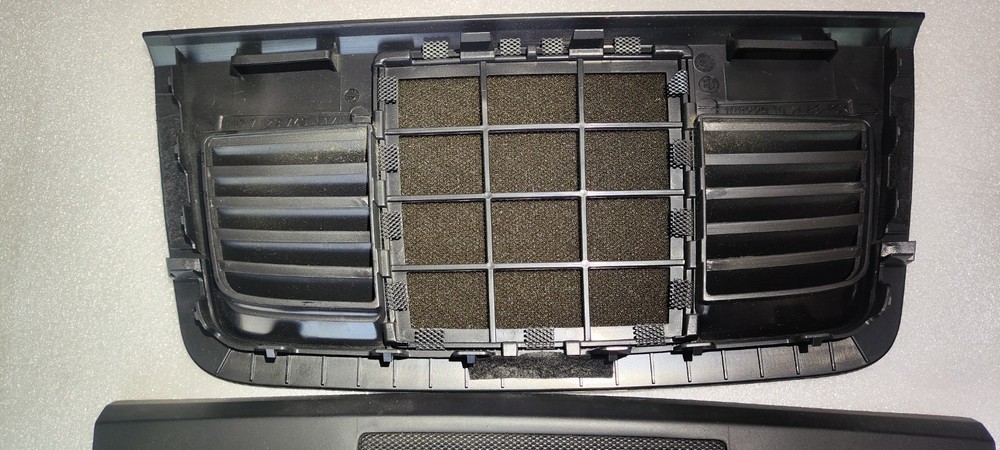 GENUINE Bmw 3 Series E90 E91 E92 E93 Dash Center Speaker Cover 51457123749