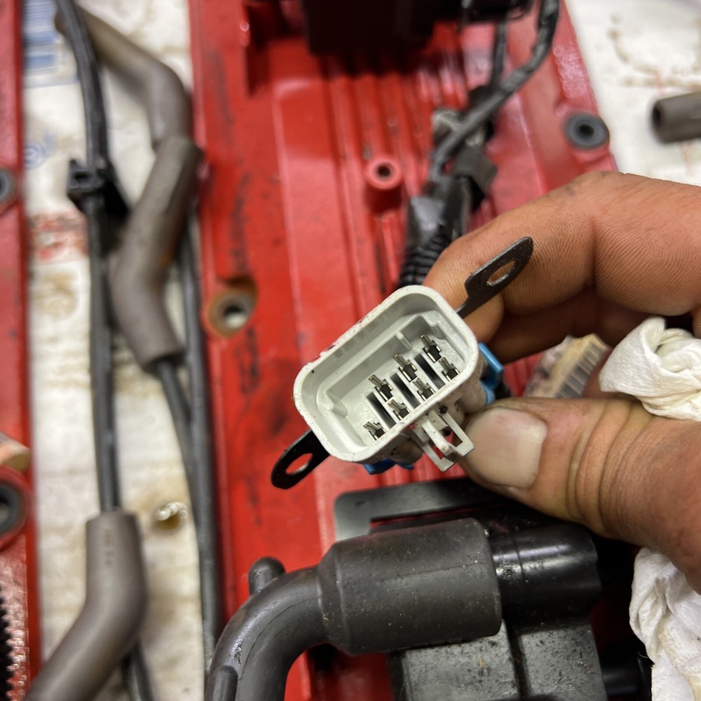 Volvo penta 8.1 Gi valve covers