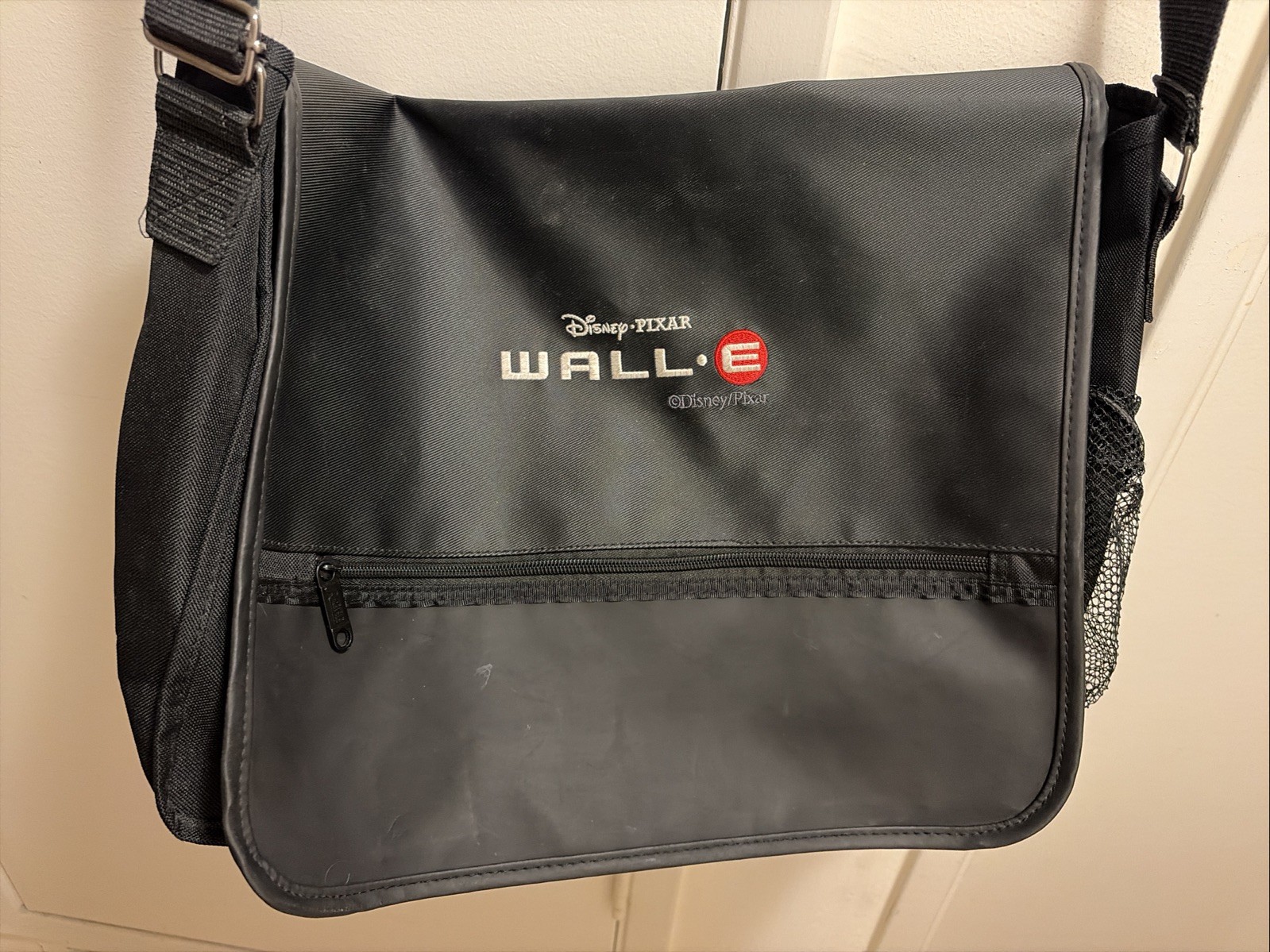 Disney Pixar Wall-E Messenger Bag Black Promo Employee Crew Gift