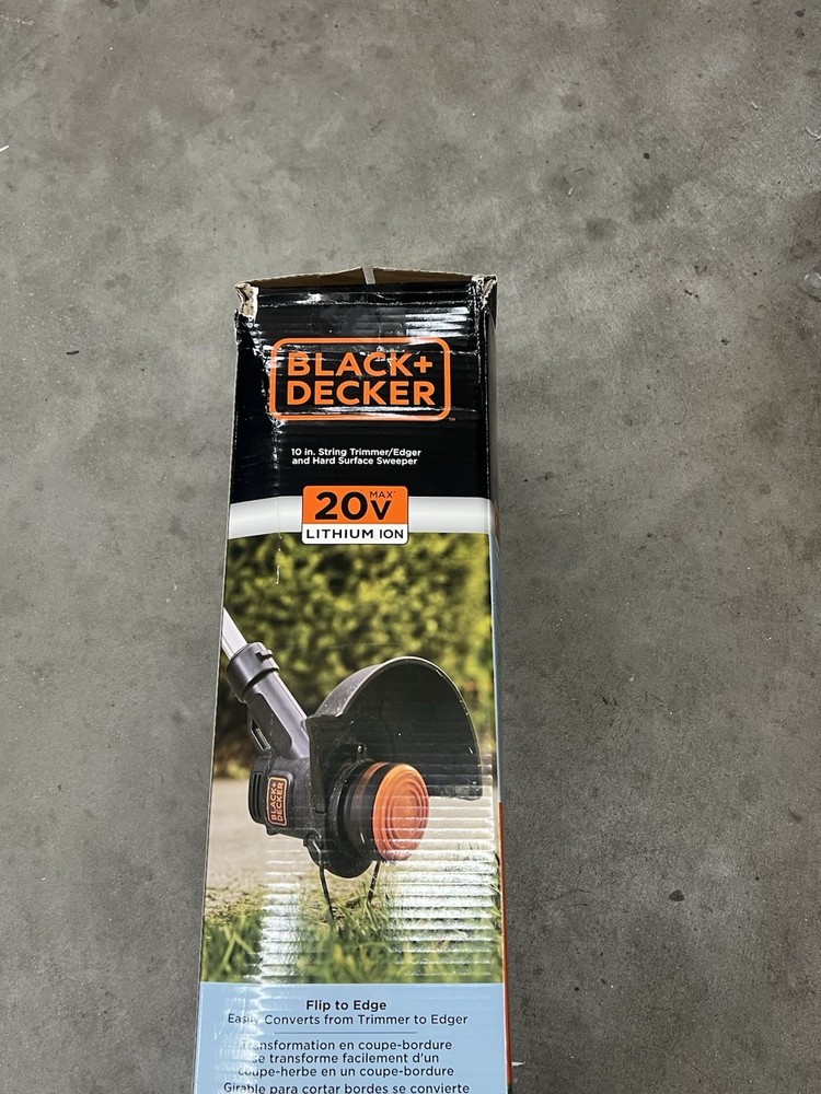 BLACK+DECKER 20V MAX Cordless String Trimmer and Sweeper Combo Kit (LCC221) NEW