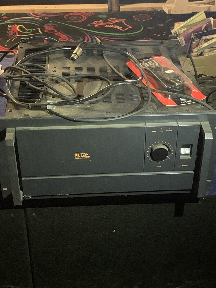 TOA P350M Power Amplifier 450W