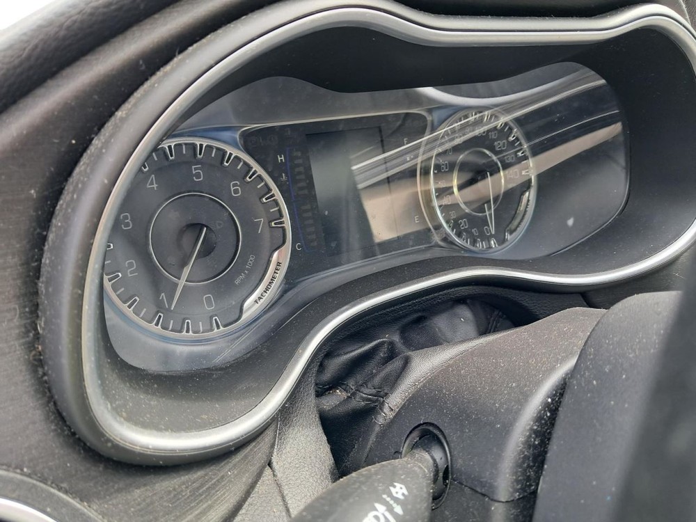 200 2015 Glove Box 4773858