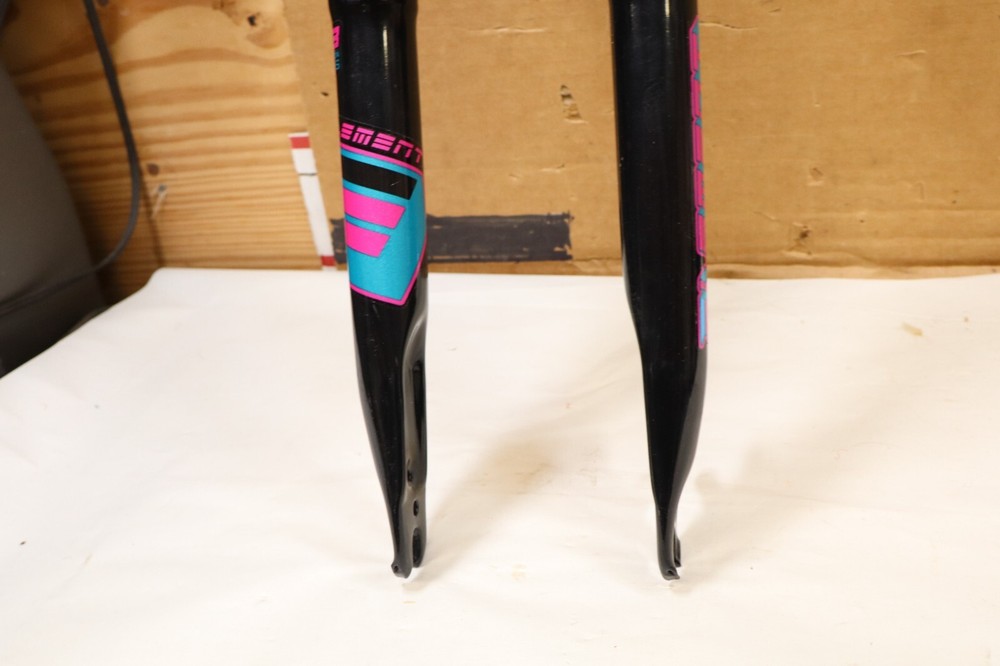 element front fork suspension