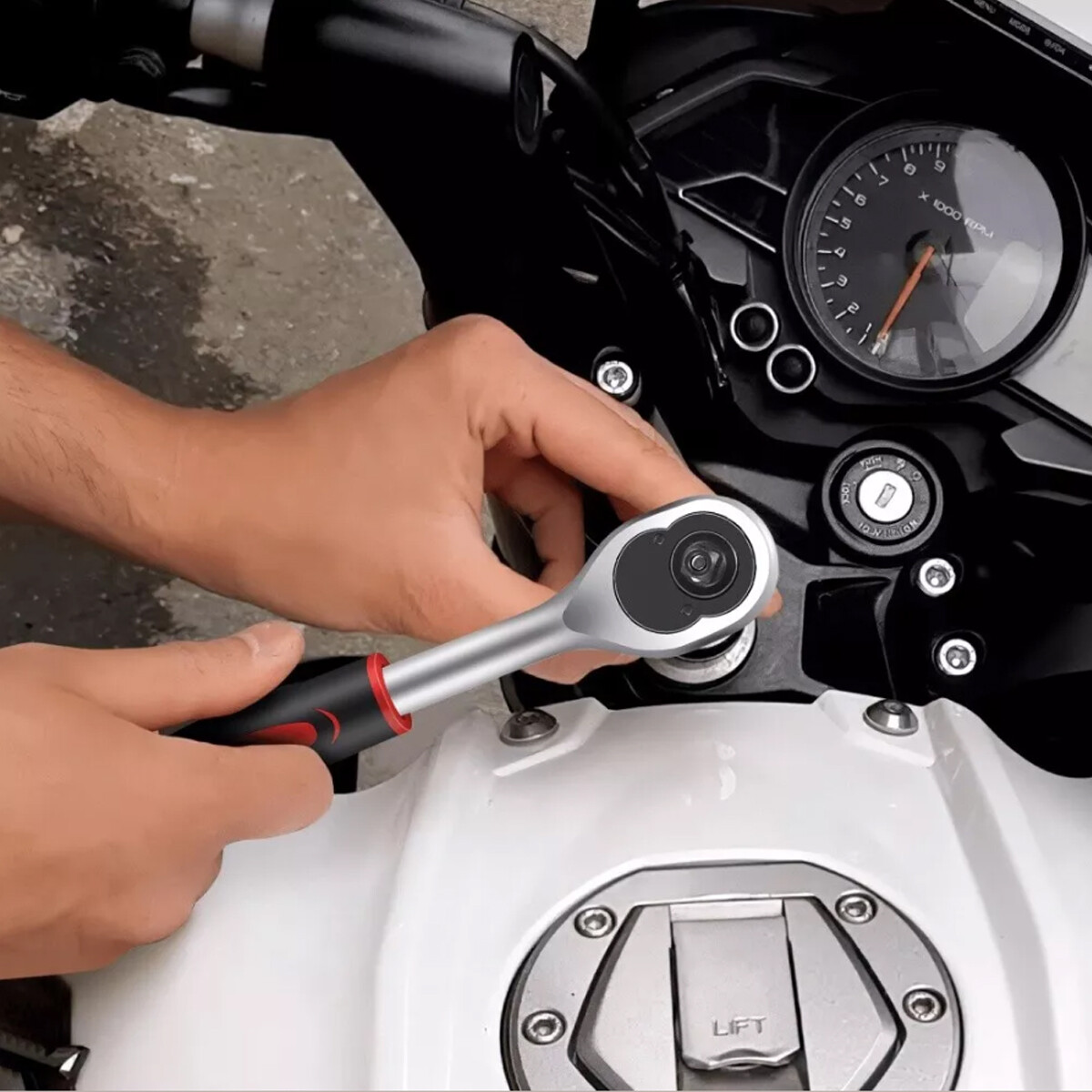 53 Pc SAE and Metric Mechanics Tool Set and Ratchet Socket Set 1/4in 3/8in Drive