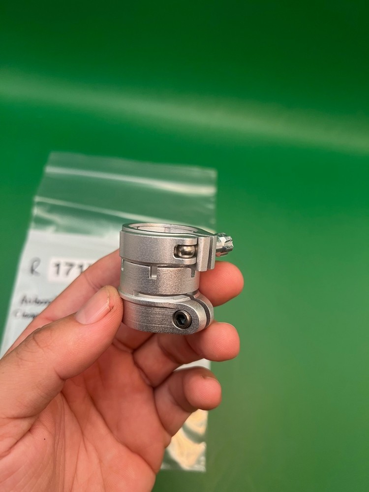 Autococker Clamping Feedneck